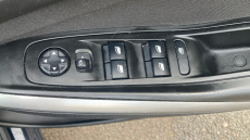 Vauxhall Grandland X 1.2 Turbo SE 5dr Petrol Hatchback